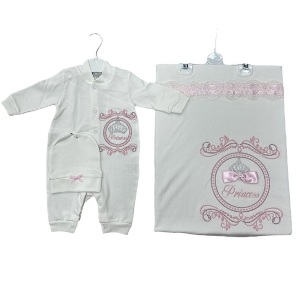 Ivory/Pink Princess 3PC Layette & Blanket Set 0-3M